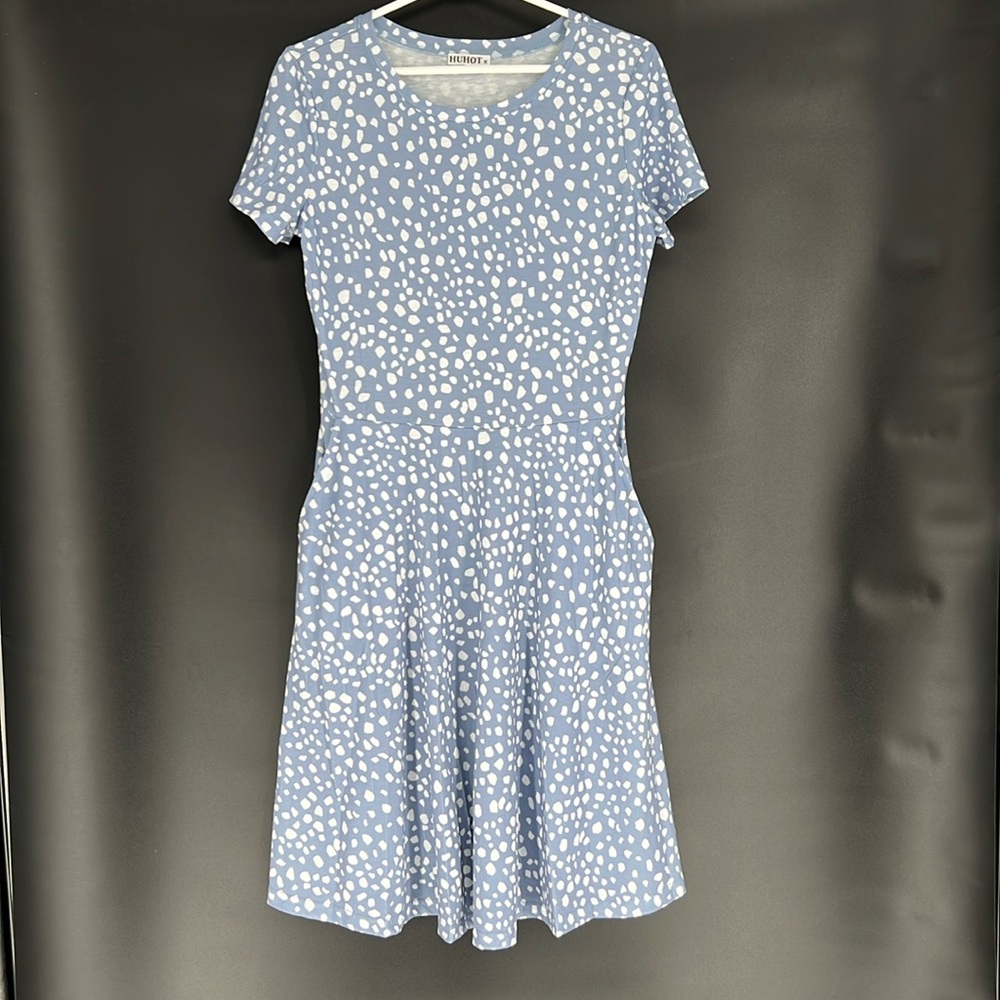 HUHOT DRESS - Picture 1 of 9